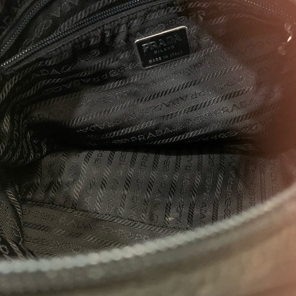 PRADA Authentic classic messenger bag - Picture 12 of 16